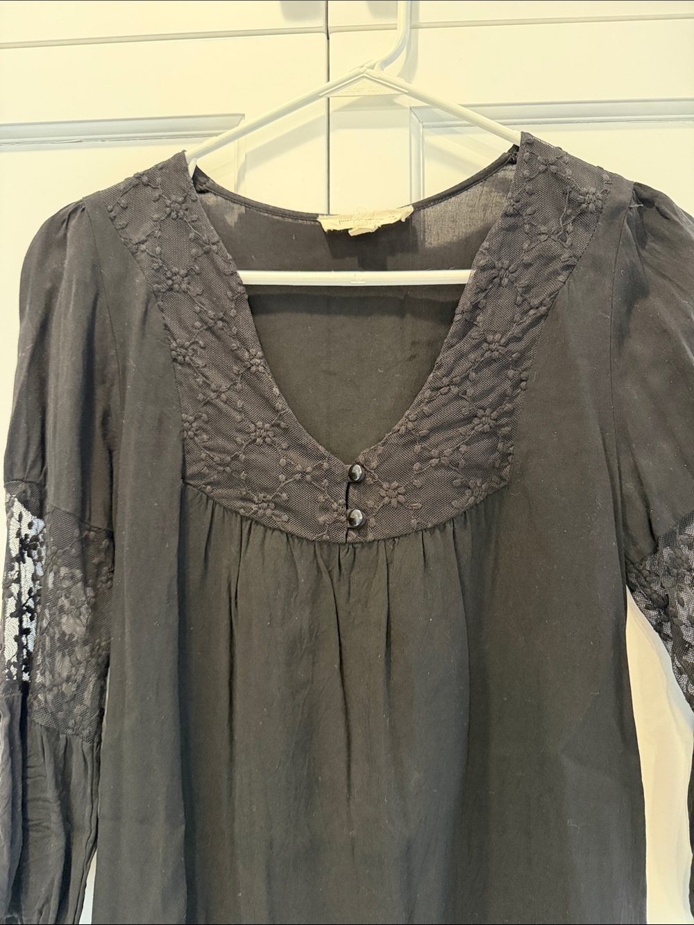 painted threads Black Lace Trim V-Neck Tunic - Picture 4 of 6